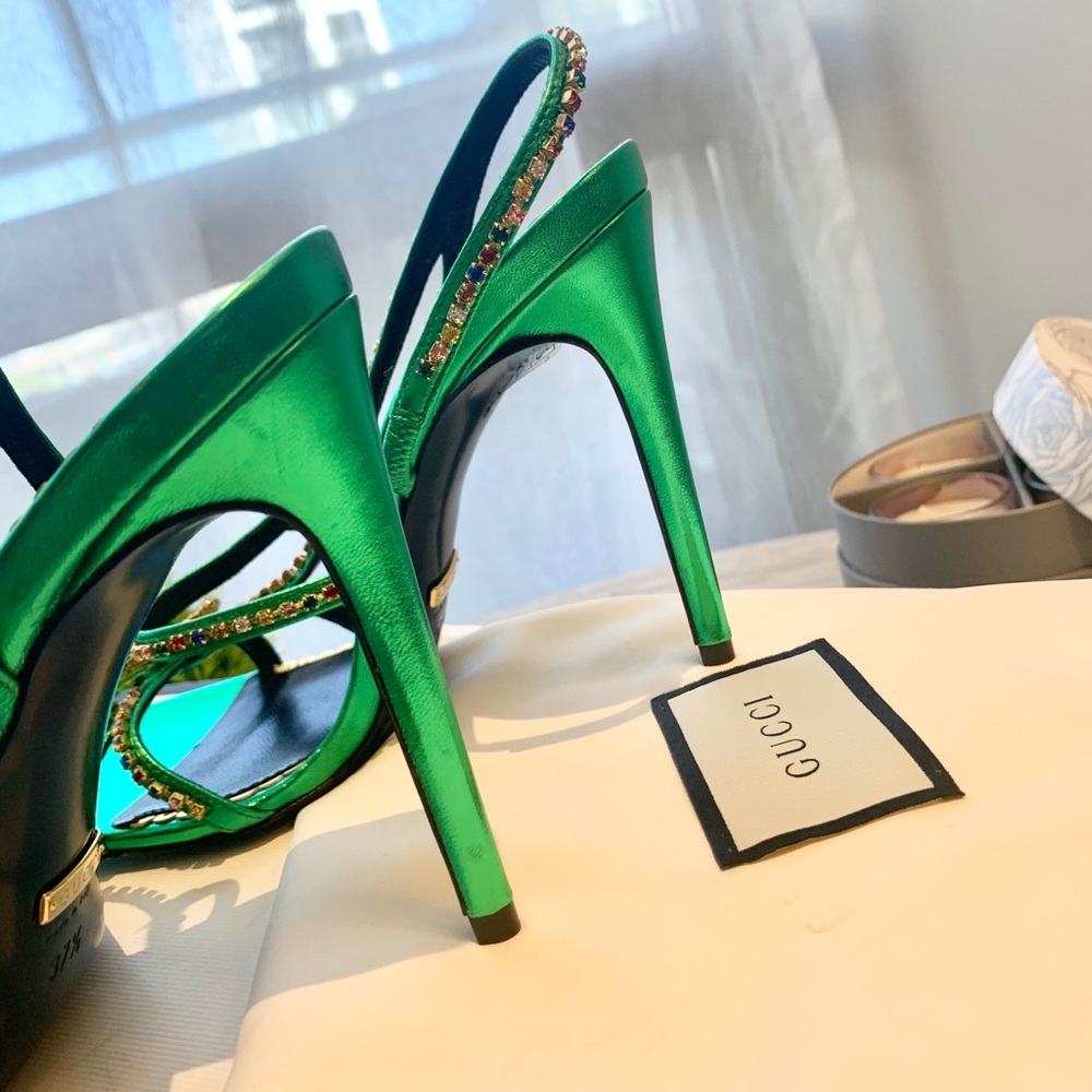 ❌SOLD❌Gucci Carmen Crystal-Embellished Metallic Leather Sandals In Jasmine Green - Picture 6 of 11